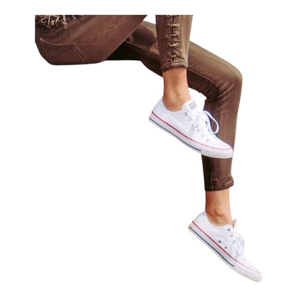 Converse All Star White and Red Sneakers - Picture 1 of 6